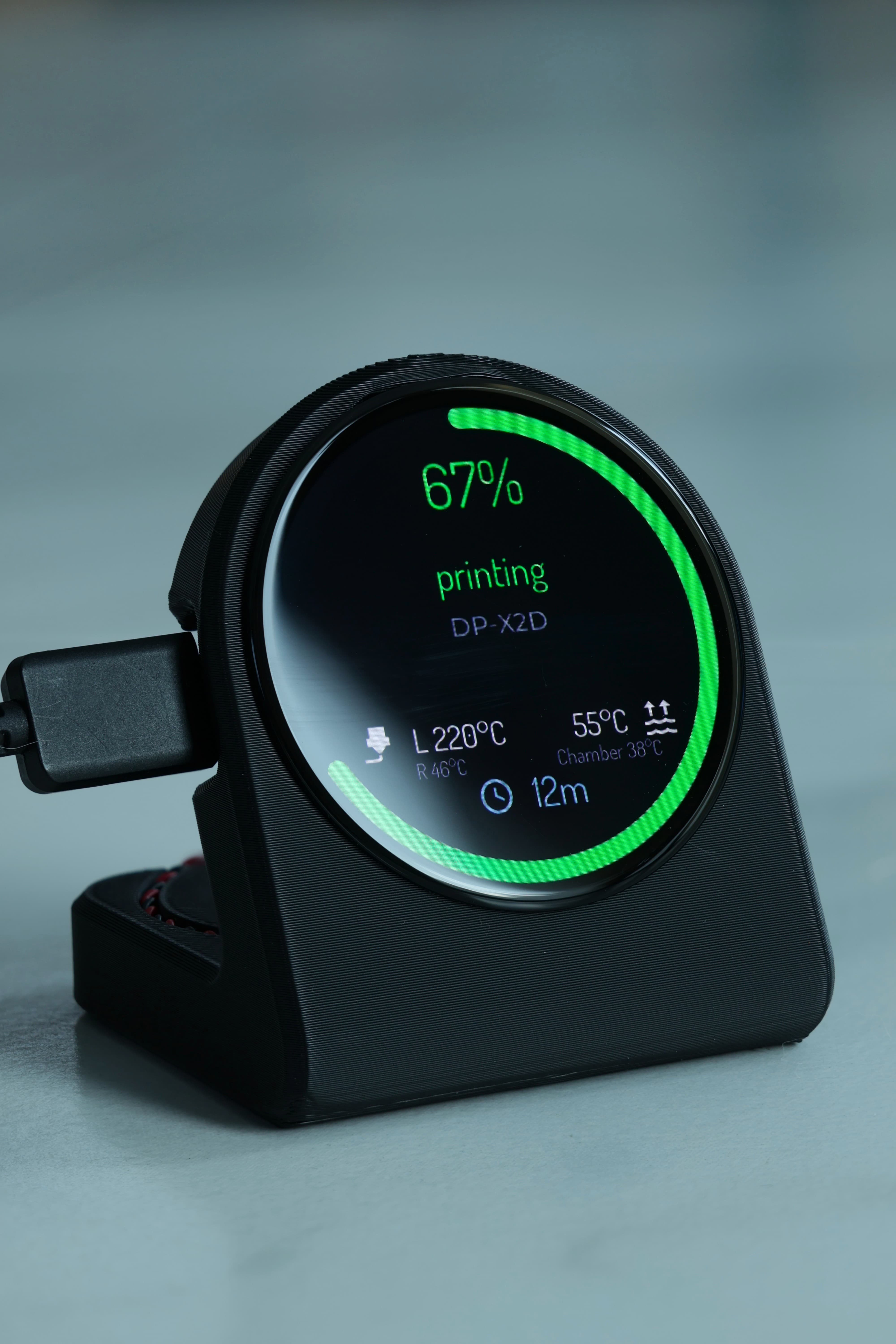 BambuSphere circular display device